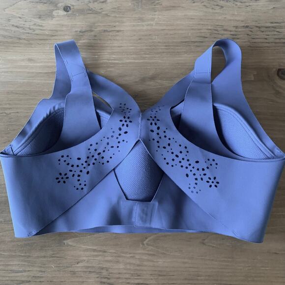 Victoria's Secret Sport Bra Angel Max Laser Cut Back Closure Size 34C Purple - Picture 5 of 11